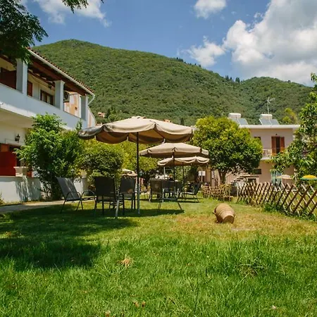 Apartment Nikolouzos Estate Corfu Ipsos