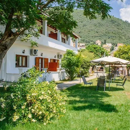 Apartment Nikolouzos Estate Corfu